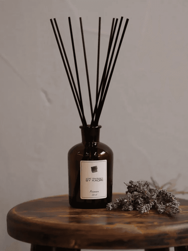 Kaori Аромадиффузор Provence / размер S Густой, душистый аромат лавандовых полей и Прованса 100 мл